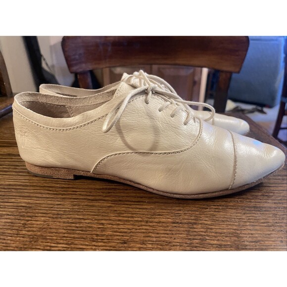 FRYE Pointed Toe Ivory Cream Leather Cap Toe Oxford Shoe Size 7 M - Picture 2 of 12